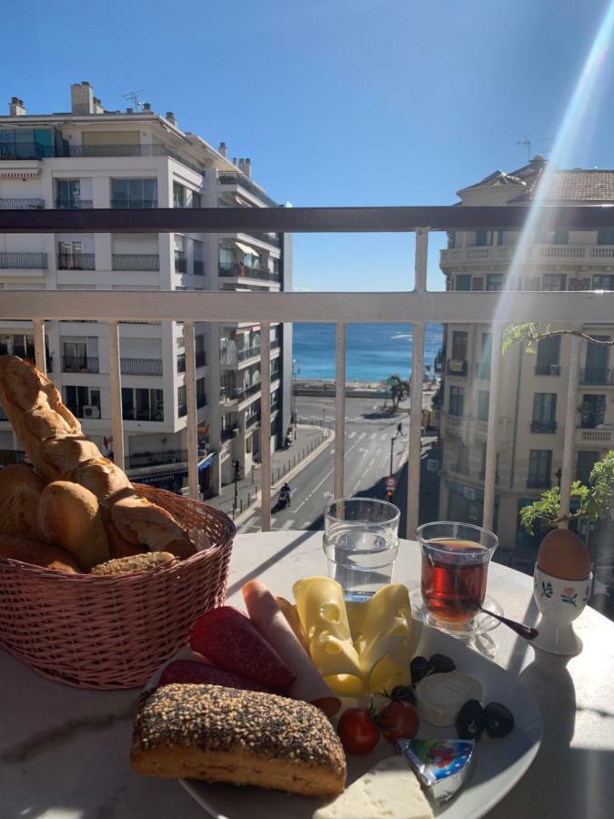 City Apartment Promenade Nisa Exterior foto