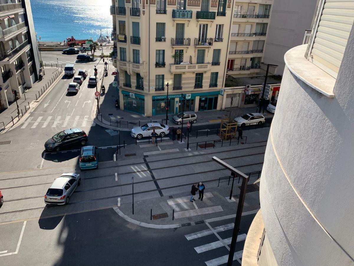 City Apartment Promenade Nisa Exterior foto