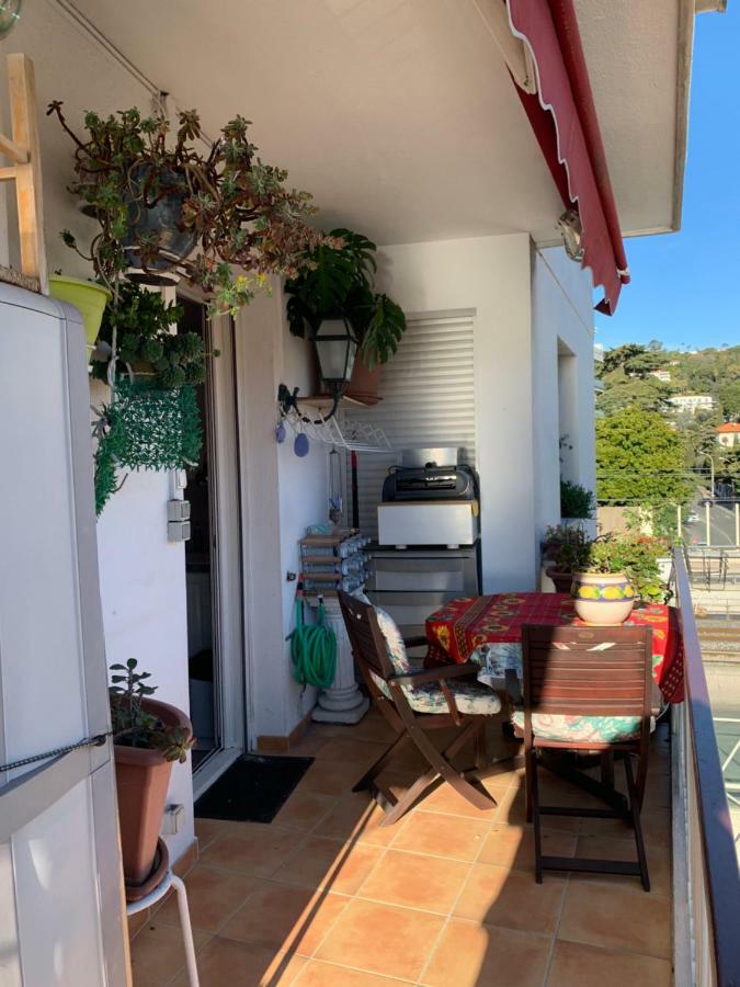 City Apartment Promenade Nisa Exterior foto